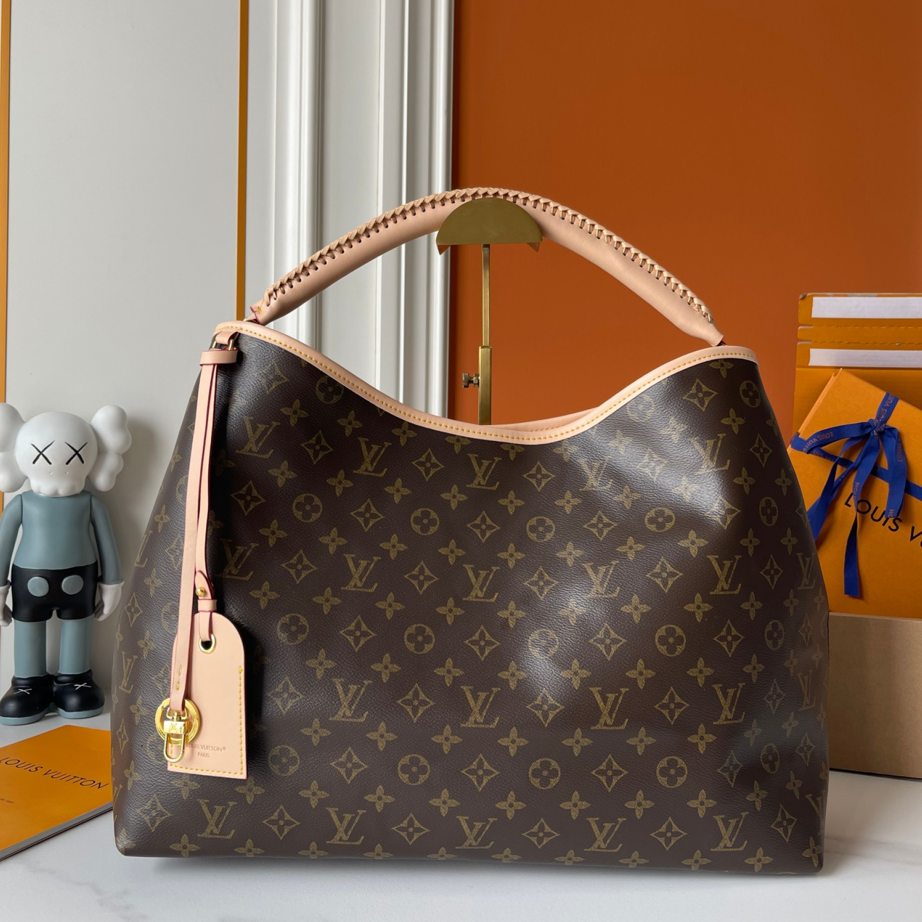 Designer Again Monogram Handbag - Gorchic - $128.99