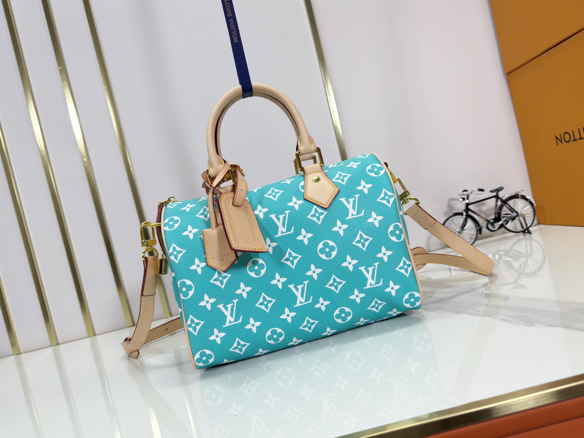 Designer Speedy P9 Bandoulière 50  Turquoise - Bag - Gorchic - $161.99