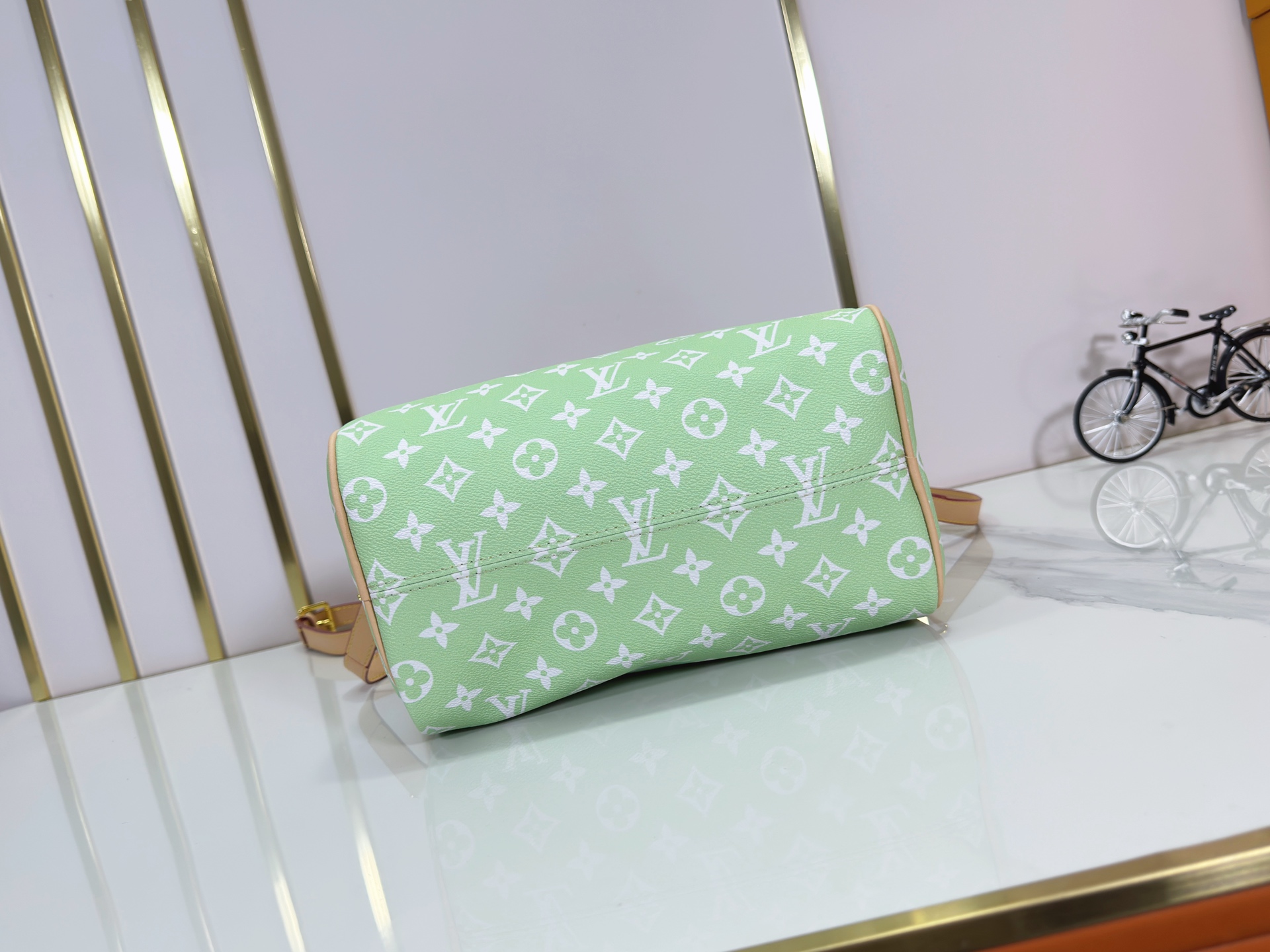 Designer SPEEDY P9 BANDOULIERE 30 HANDBAG Frozen Lime - Vert Clair - Bag - Gorchic - $137.99