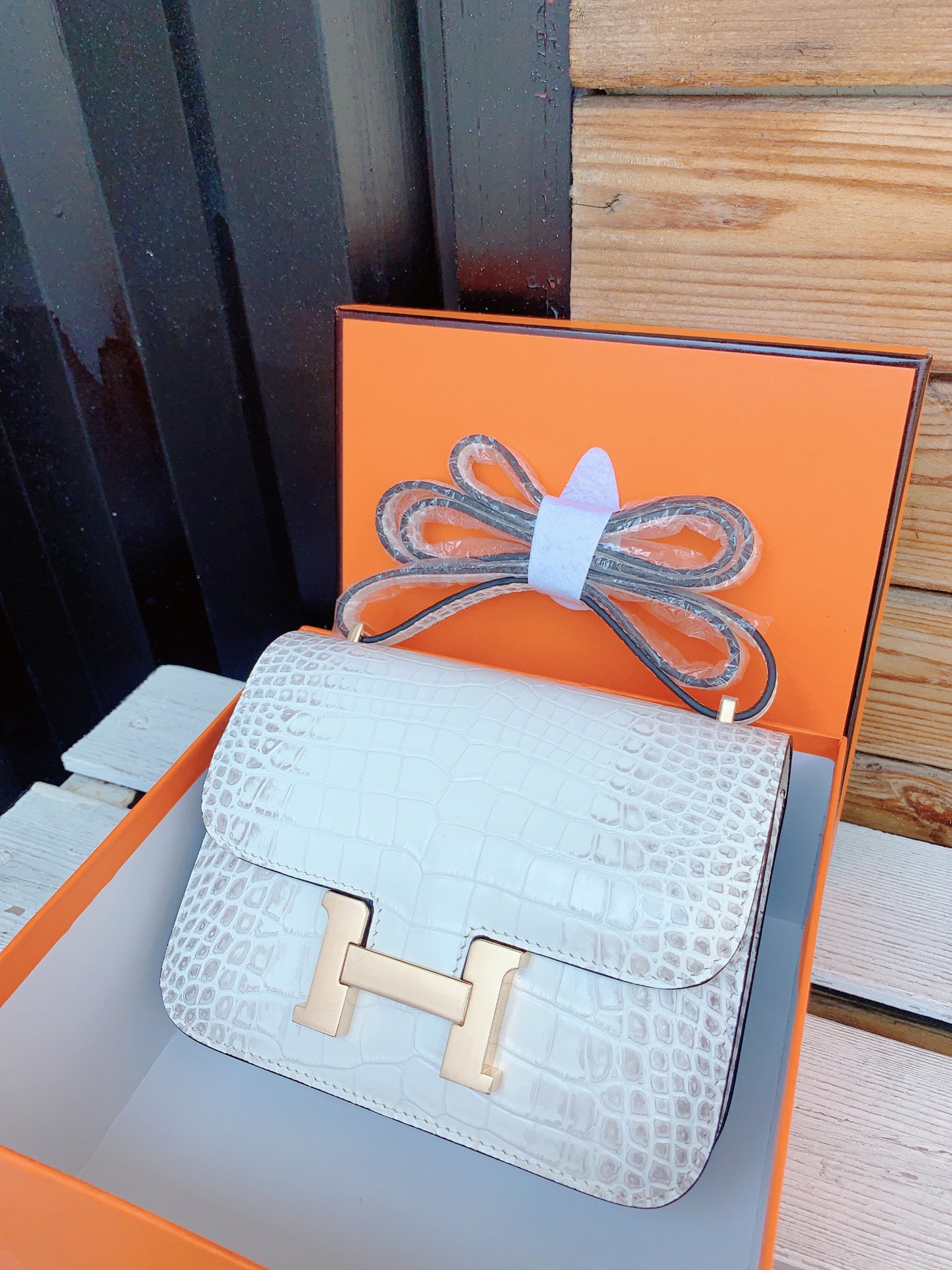 H-Inspired White Constance MM Crocodile Bag - Gorchic - $157.99