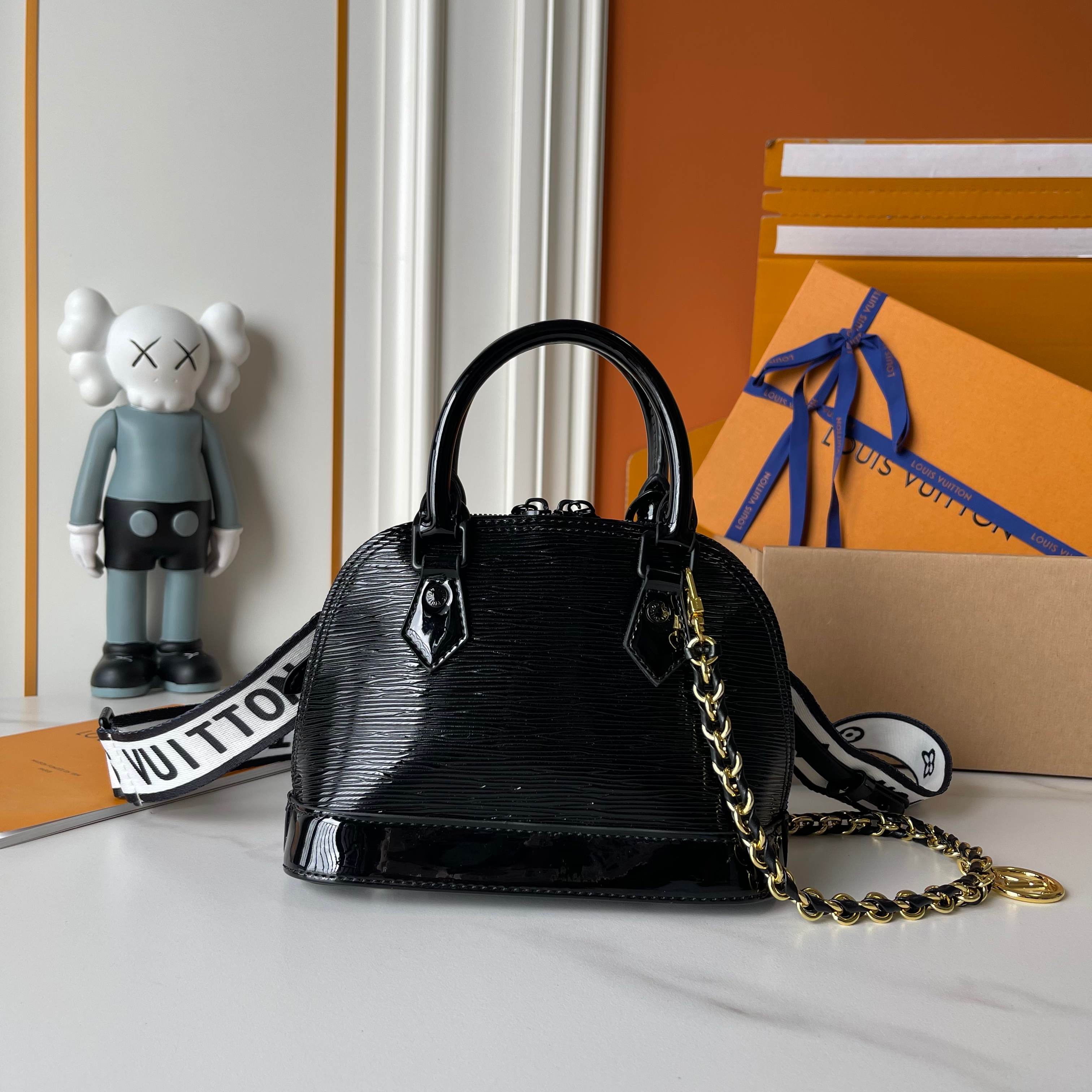 Designer Alma Mini LV&I Kit Epi leather - Black - Gorchic - $128.99