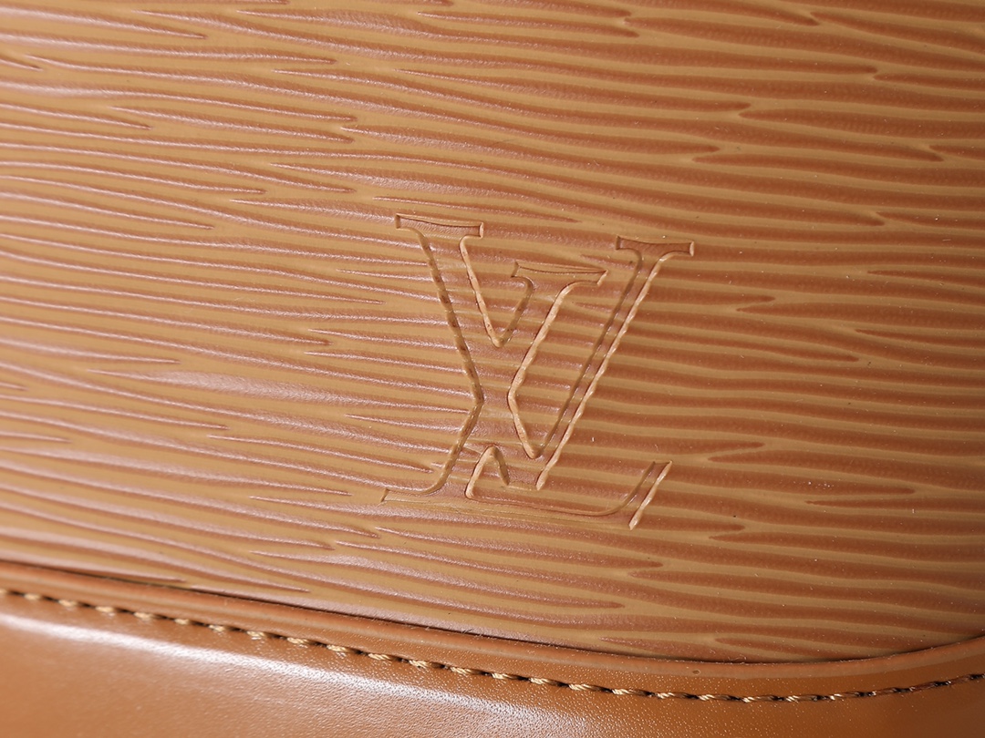 Designer Alma BB Epi grained cowhide leather - Gold Miel - Gorchic - $130.99