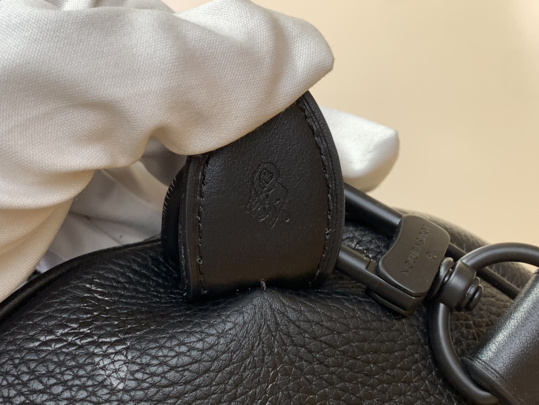 [TOP]Designer Speedy P9 Bandoulière 40  Ultra Black - Bag - Gorchic - $713.99