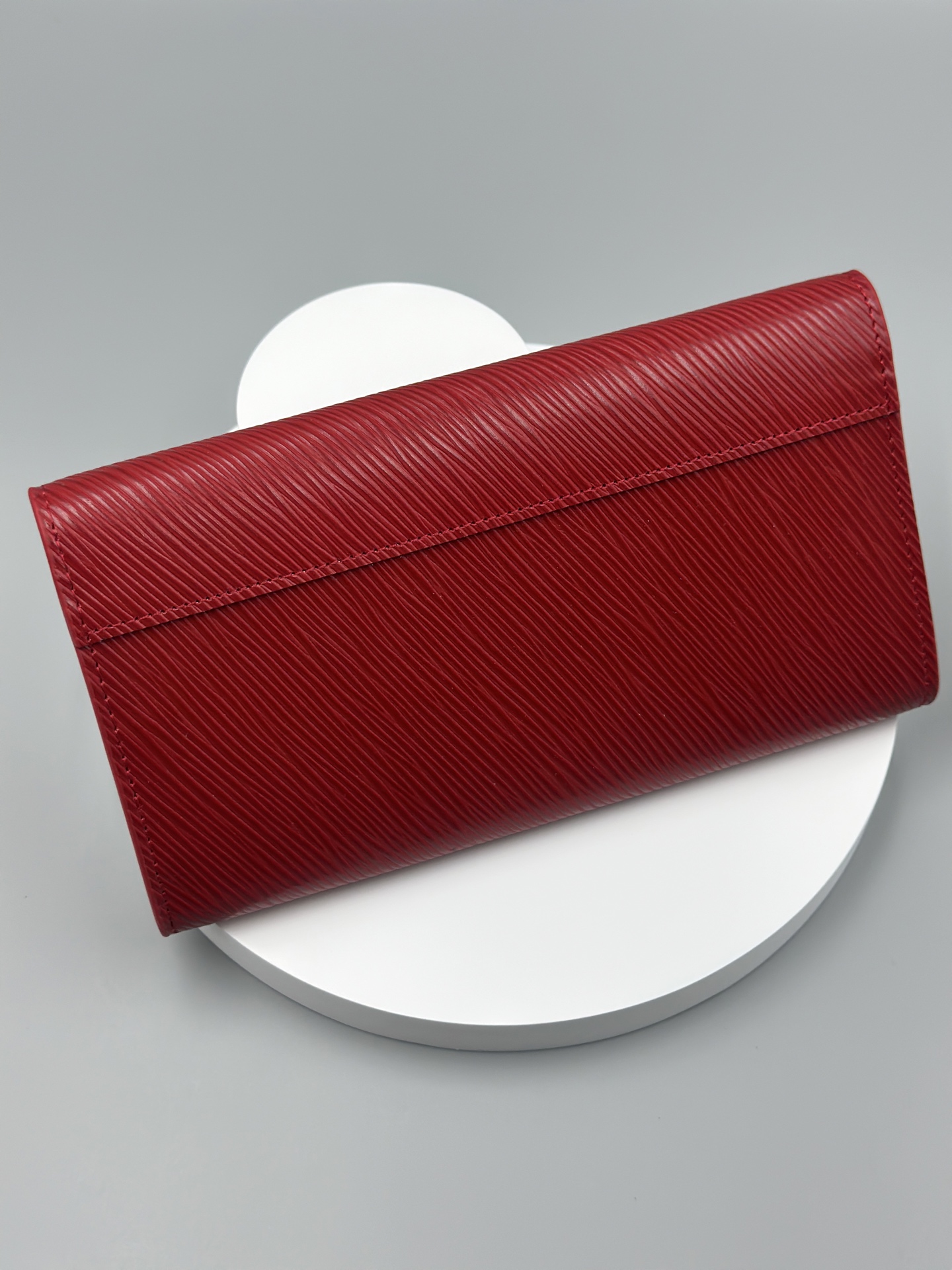 Designer Red Epi Leather Twist Wallet - Gold - Gorchic - $94.99