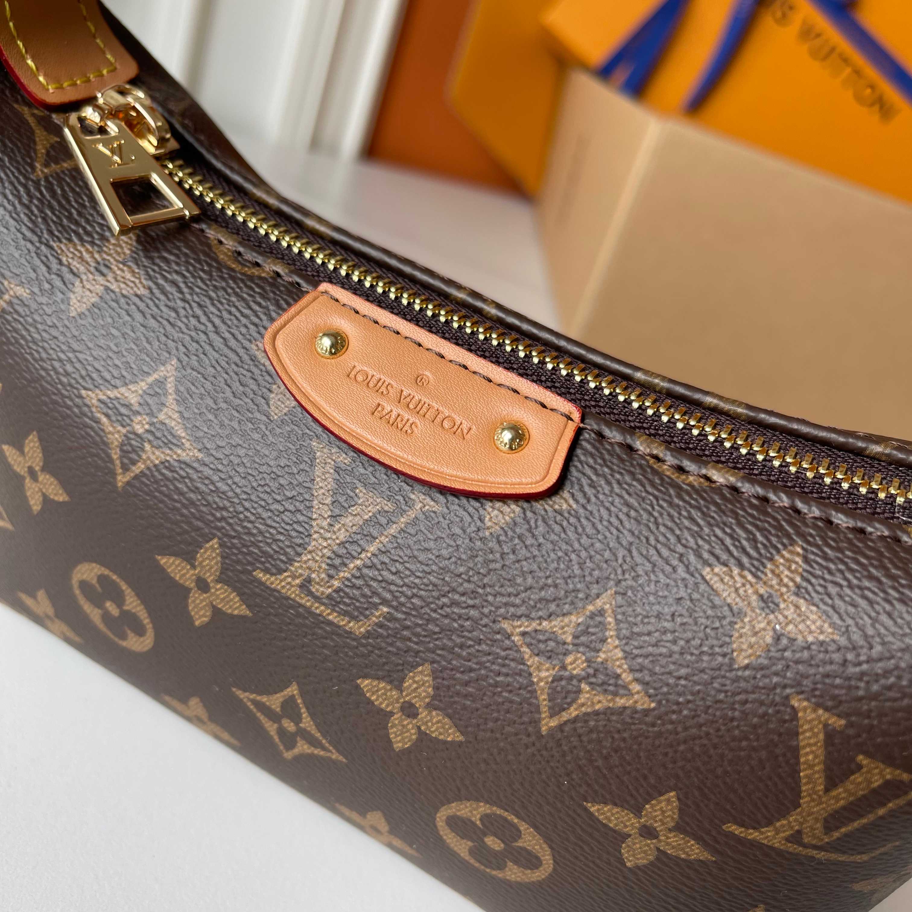 Designer LV New Remix Monogram Hills Pochette - Bag - Gorchic - $116.99