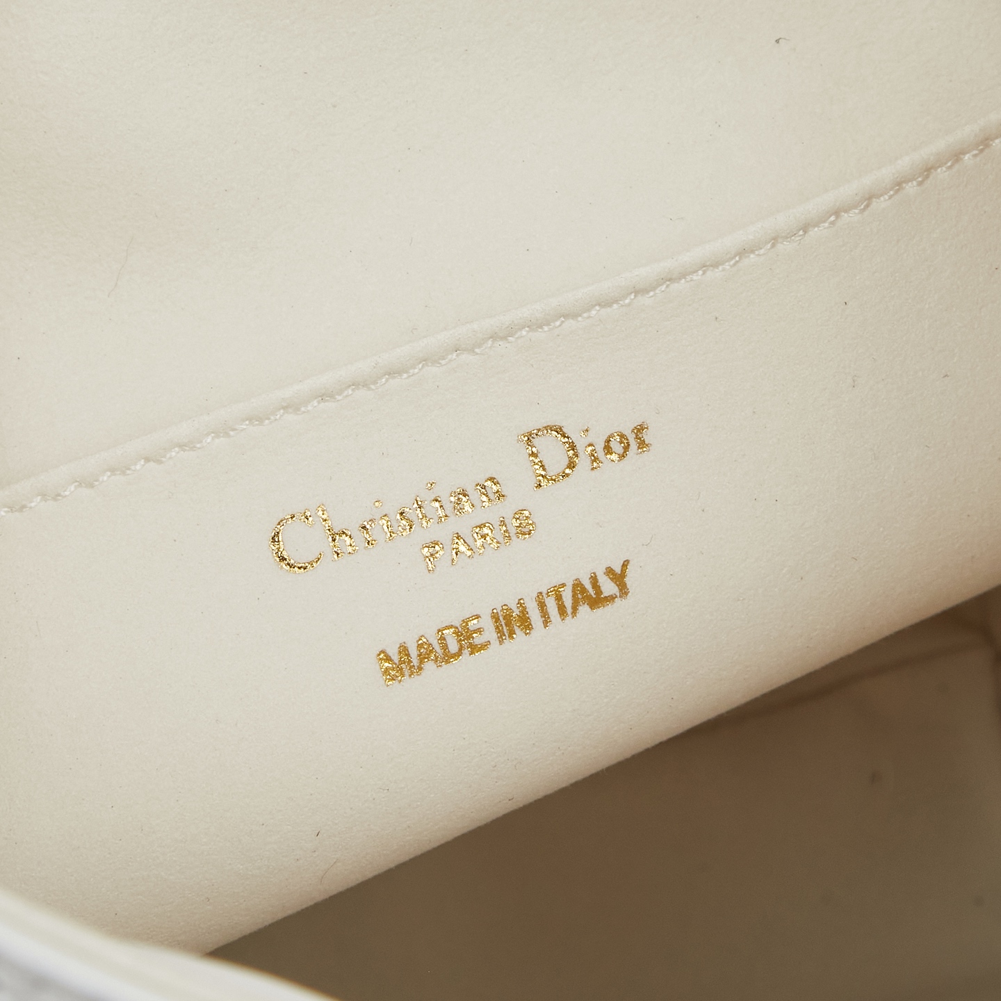 D-Inspired Caro Bucket Bag - White - Gorchic - $144.99