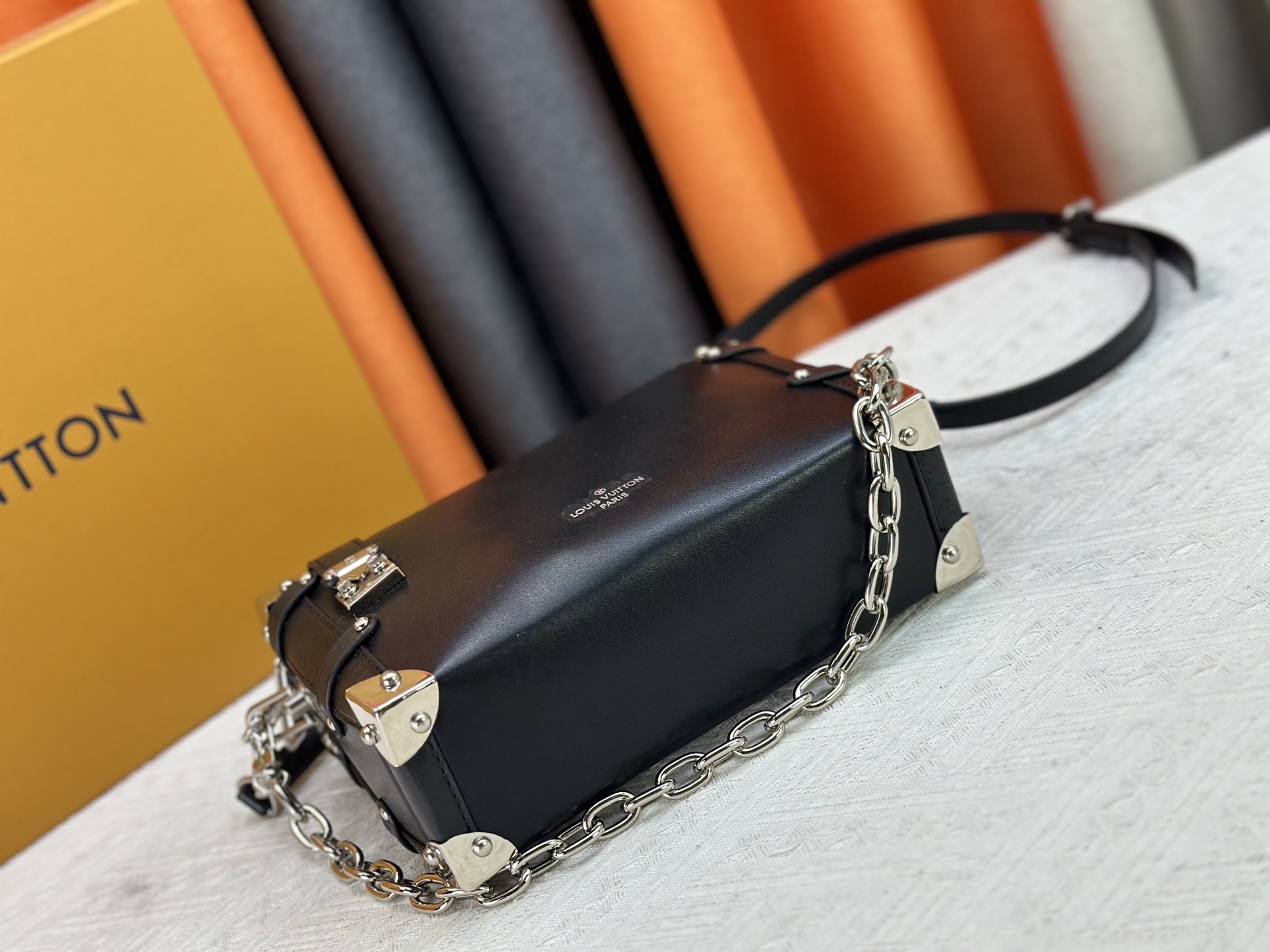 Designer Side Trunk MM Handbag - Black - Gorchic - $136.99