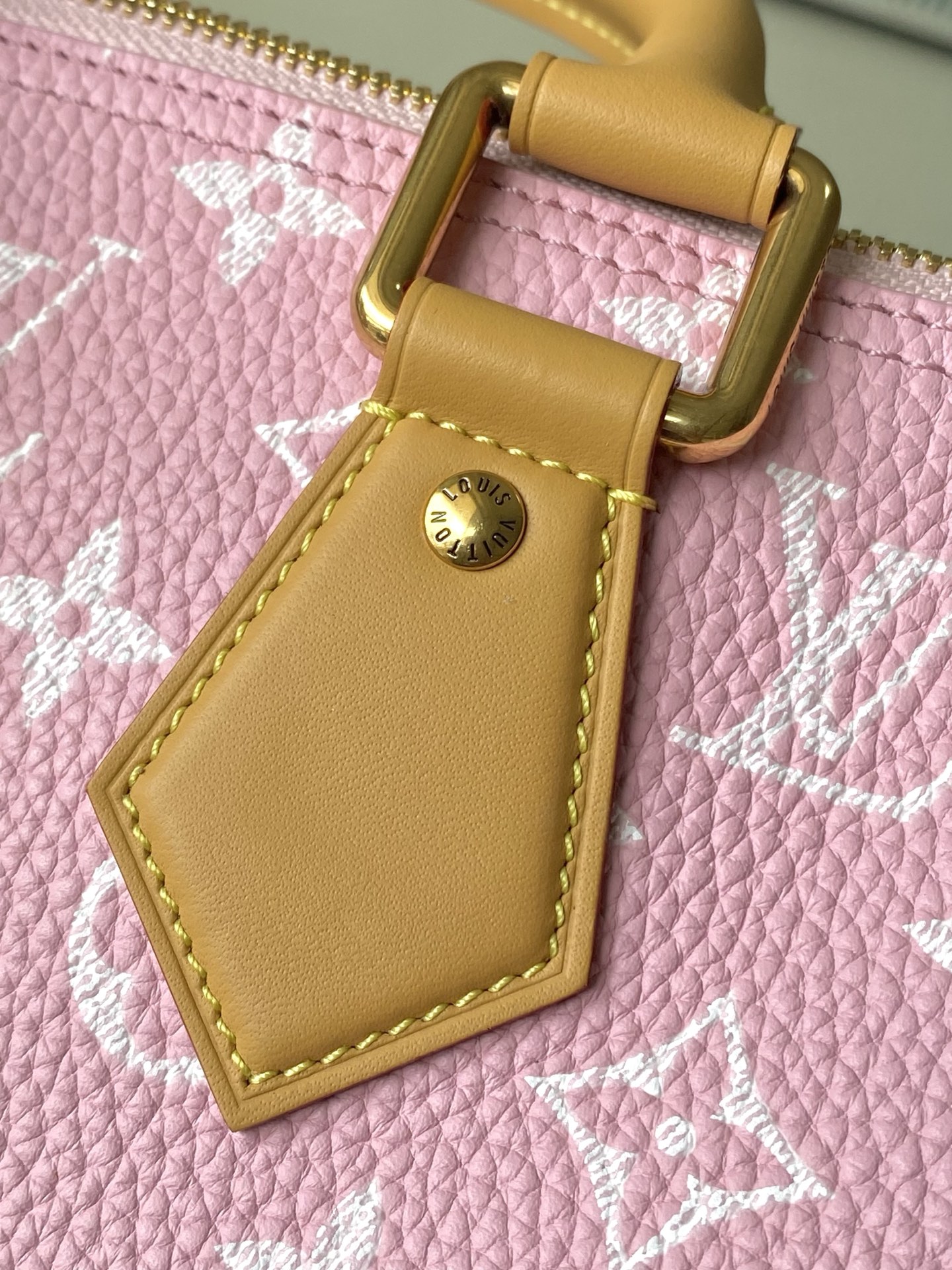 [TOP]Designer LV Speedy P9 Bandoulière 30 Candy Pink - Bag - Gorchic - $659.99