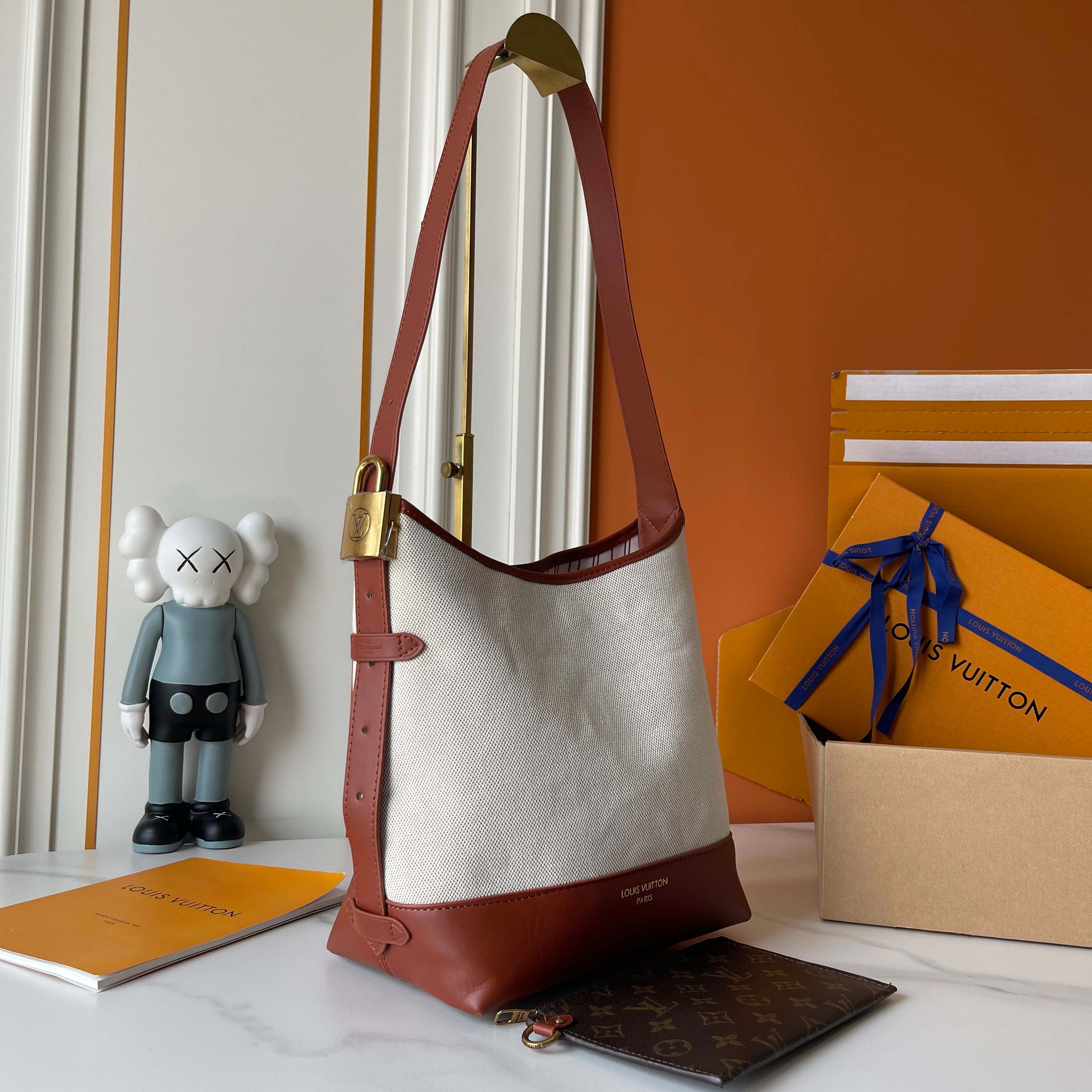 Designer Low Key Hobo PM Hangbag - Ecru/Cognac - Gorchic - $126.99