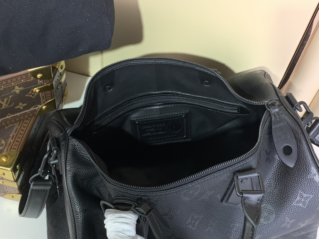 [TOP]Designer Speedy P9 Bandoulière 40  Ultra Black - Bag - Gorchic - $713.99