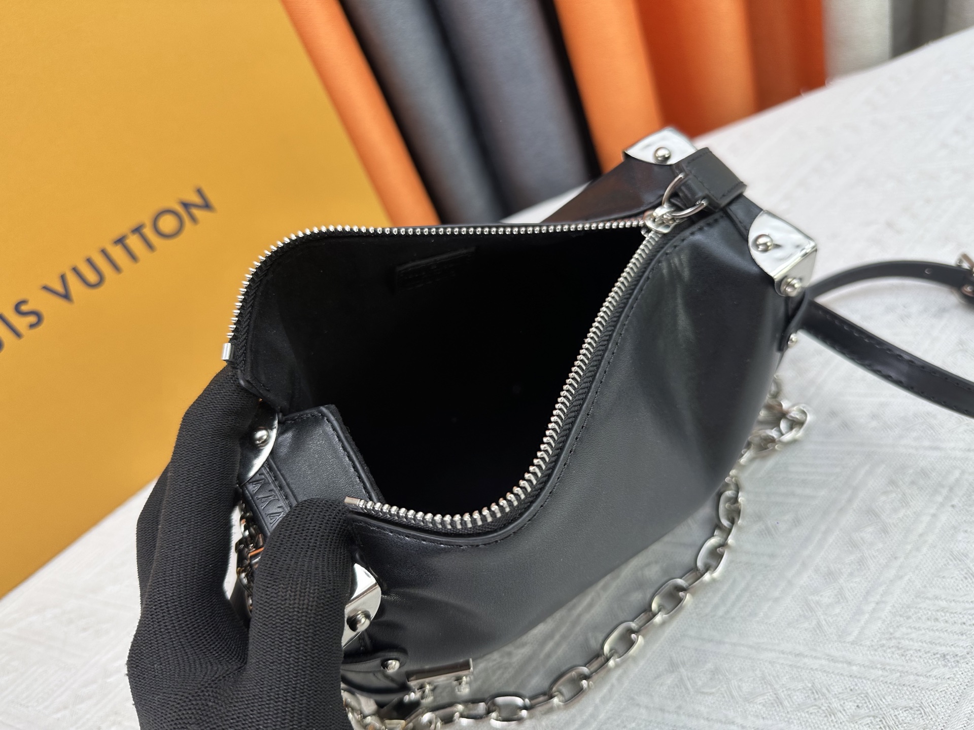 Designer Side Trunk MM Handbag - Black - Gorchic - $136.99