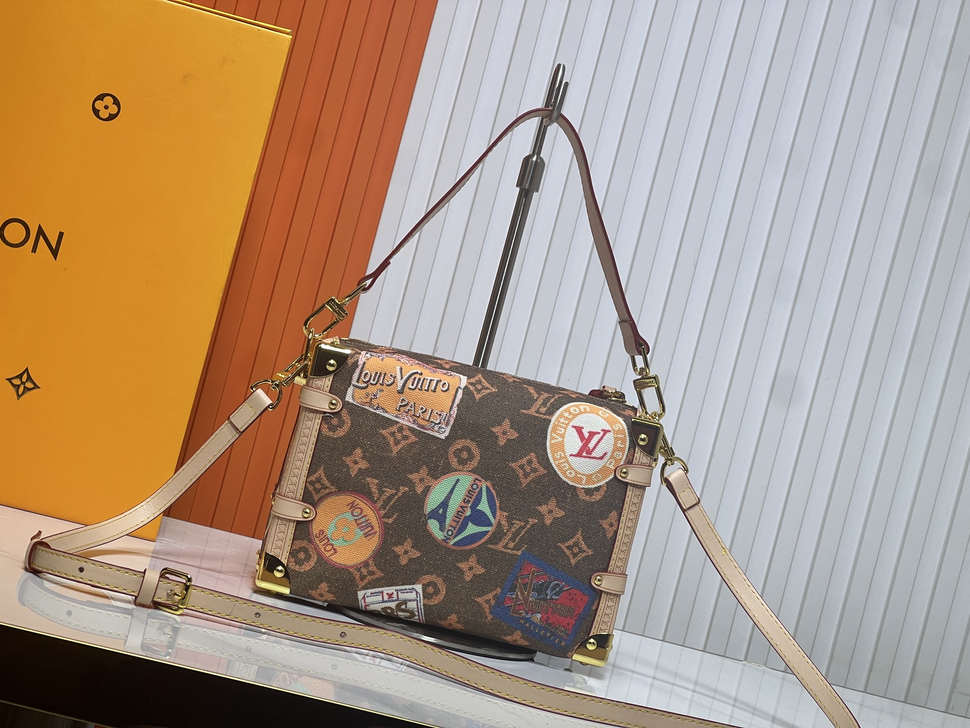 Designer Side Trunk MM Handbag - Brown - Gorchic - $136.99