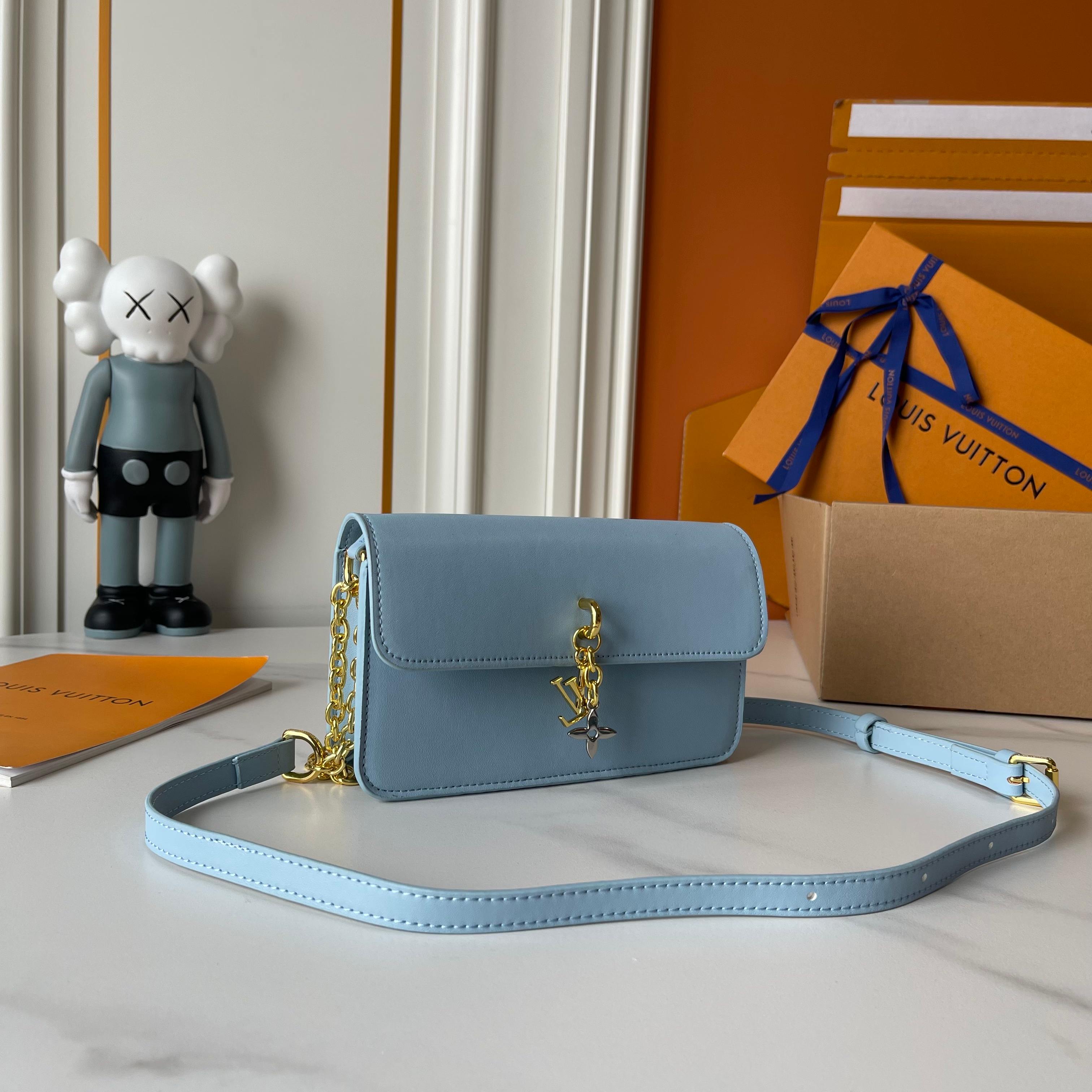 Designer Wallet On Chain LV Bloom - Azure Blue - Gorchic - $120.99