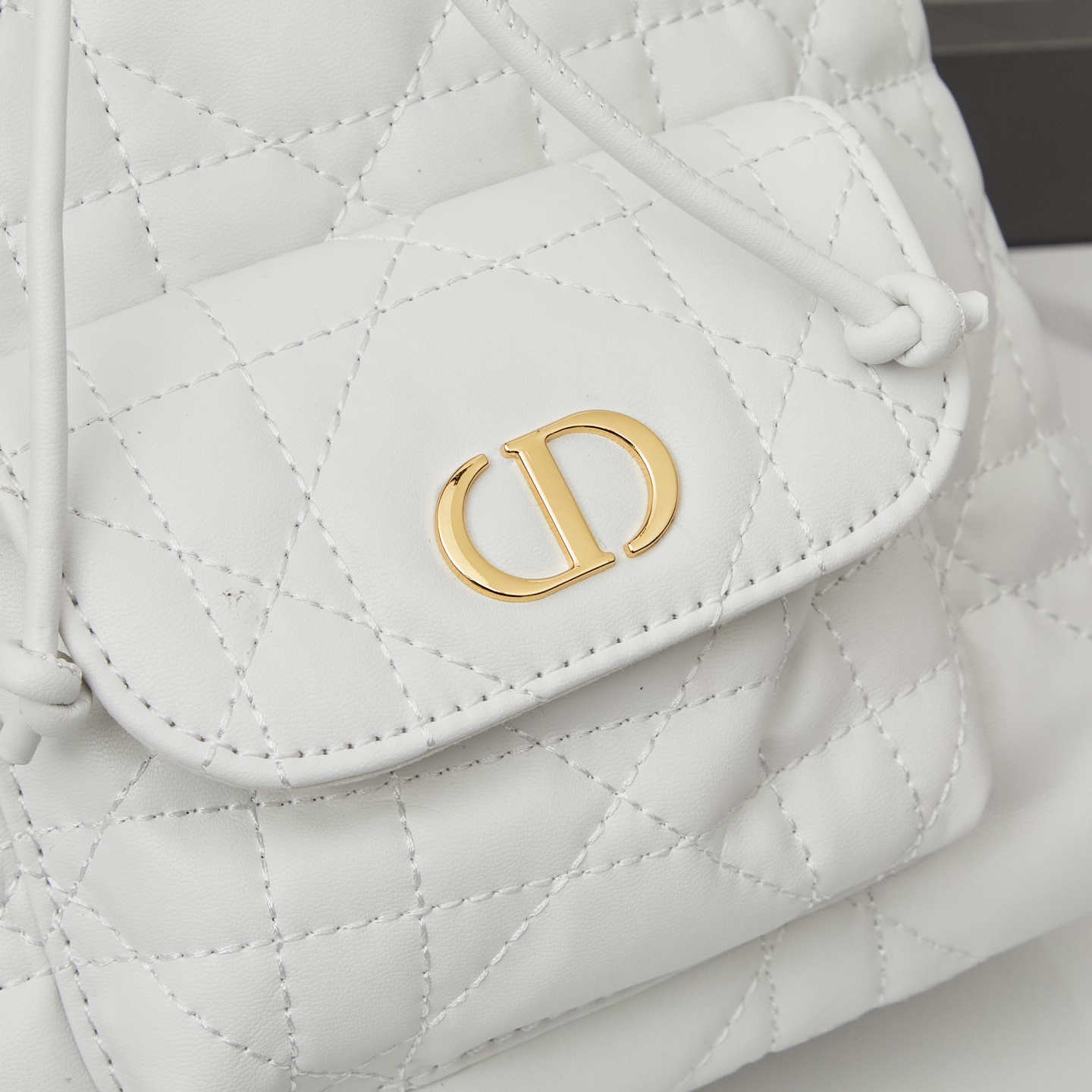 D-Inspired Caro Bucket Bag - White - Gorchic - $144.99