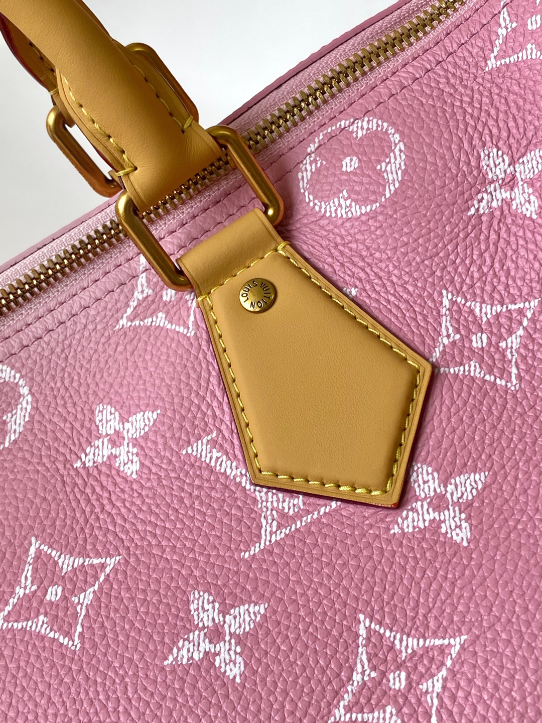 [TOP]Designer Speedy P9 Bandoulière 40  Candy Pink - Bag - Gorchic - $713.99