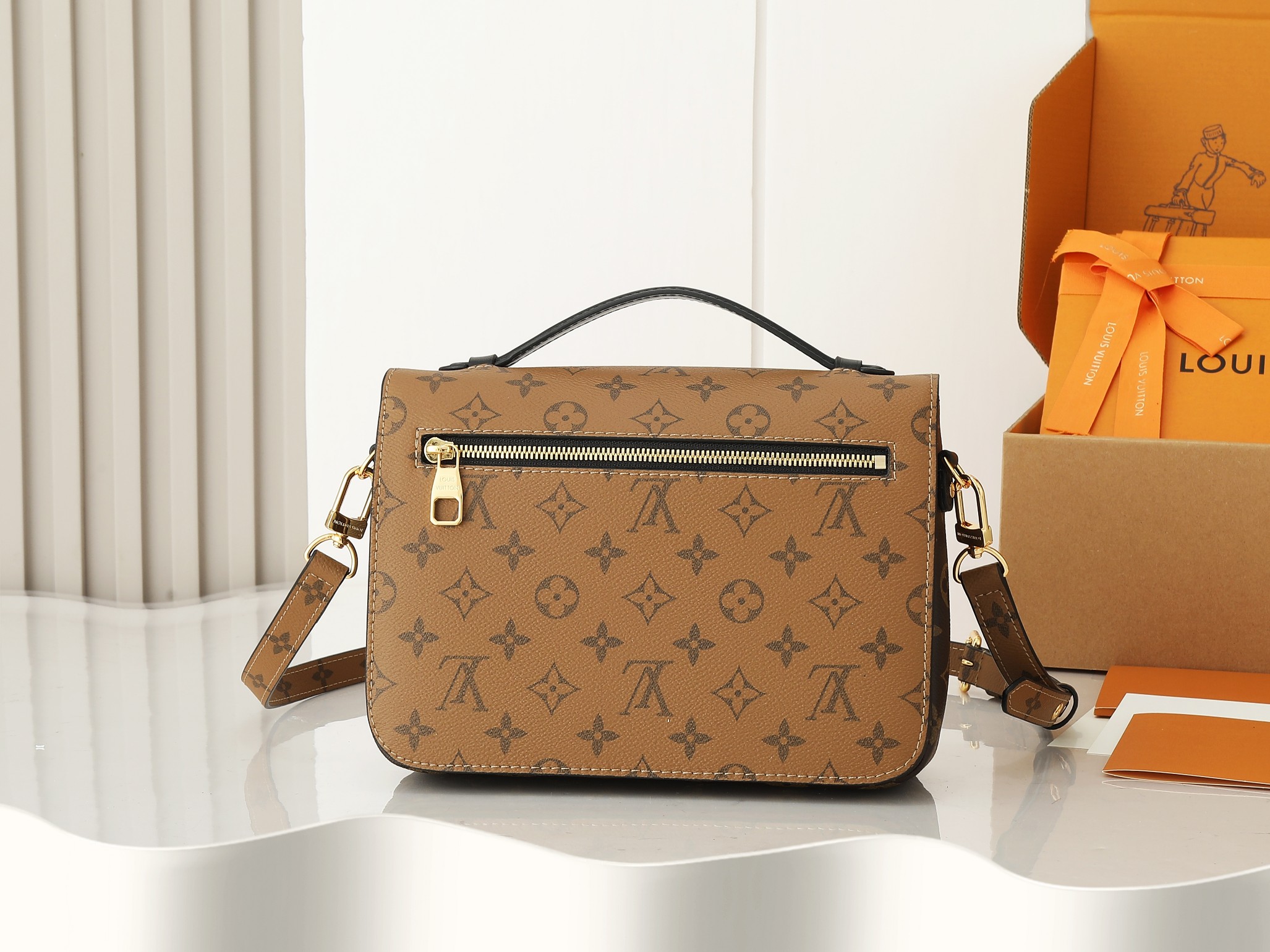 [TOP]Designer Pochette Métis Handbag - Gorchic - $382.99