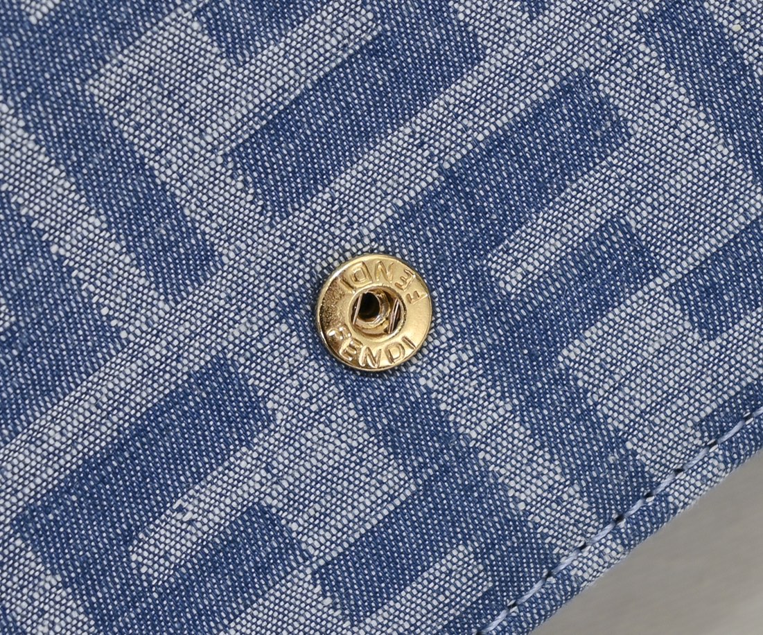 FD Chain Wallet Baguette Handbag - Blue Denim - Gorchic - $136.99