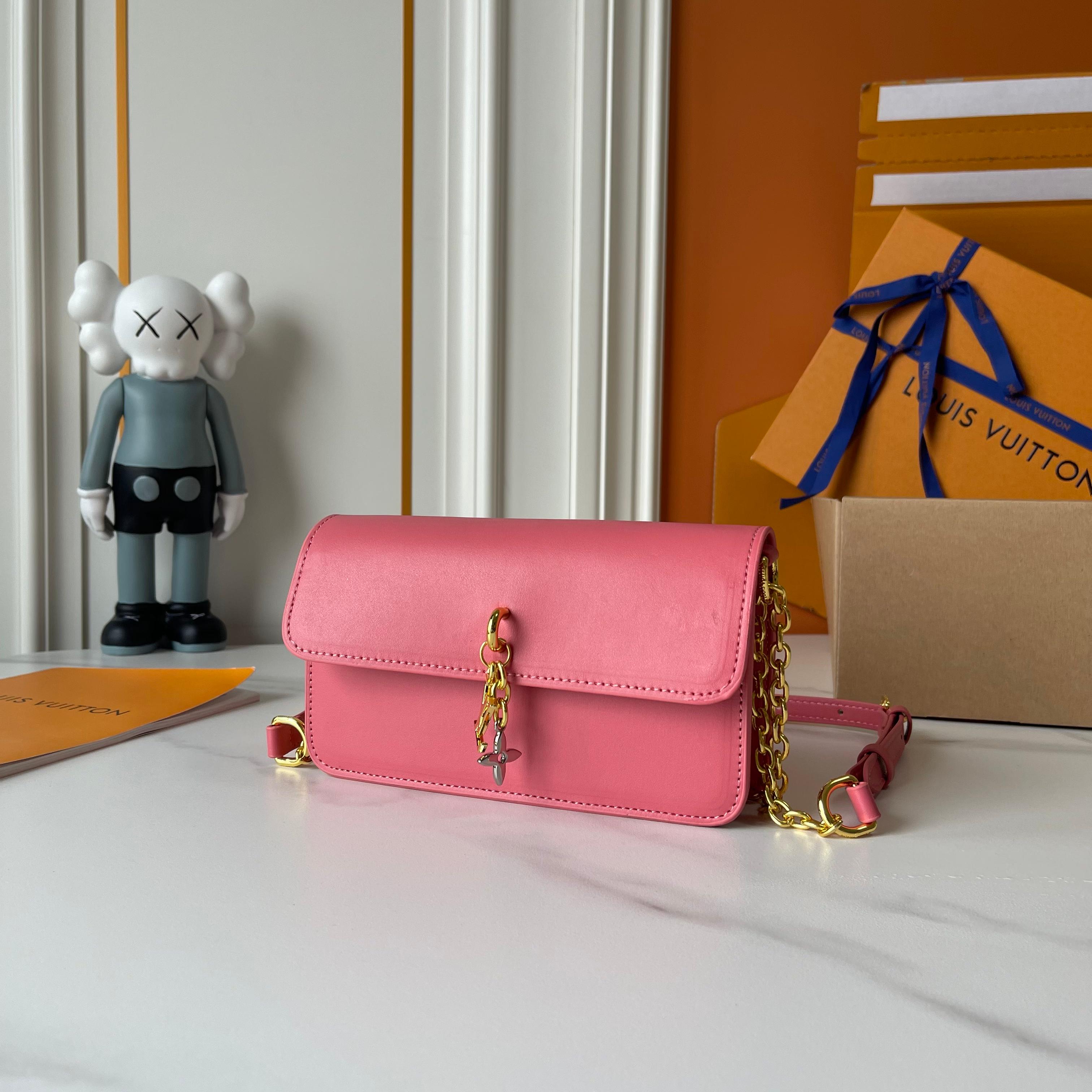 Designer Wallet On Chain LV Bloom - Sweet Coral - Gorchic - $120.99