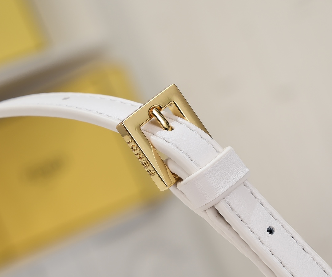 FD Baguette Wallet With Chain - White - Gorchic - $132.99