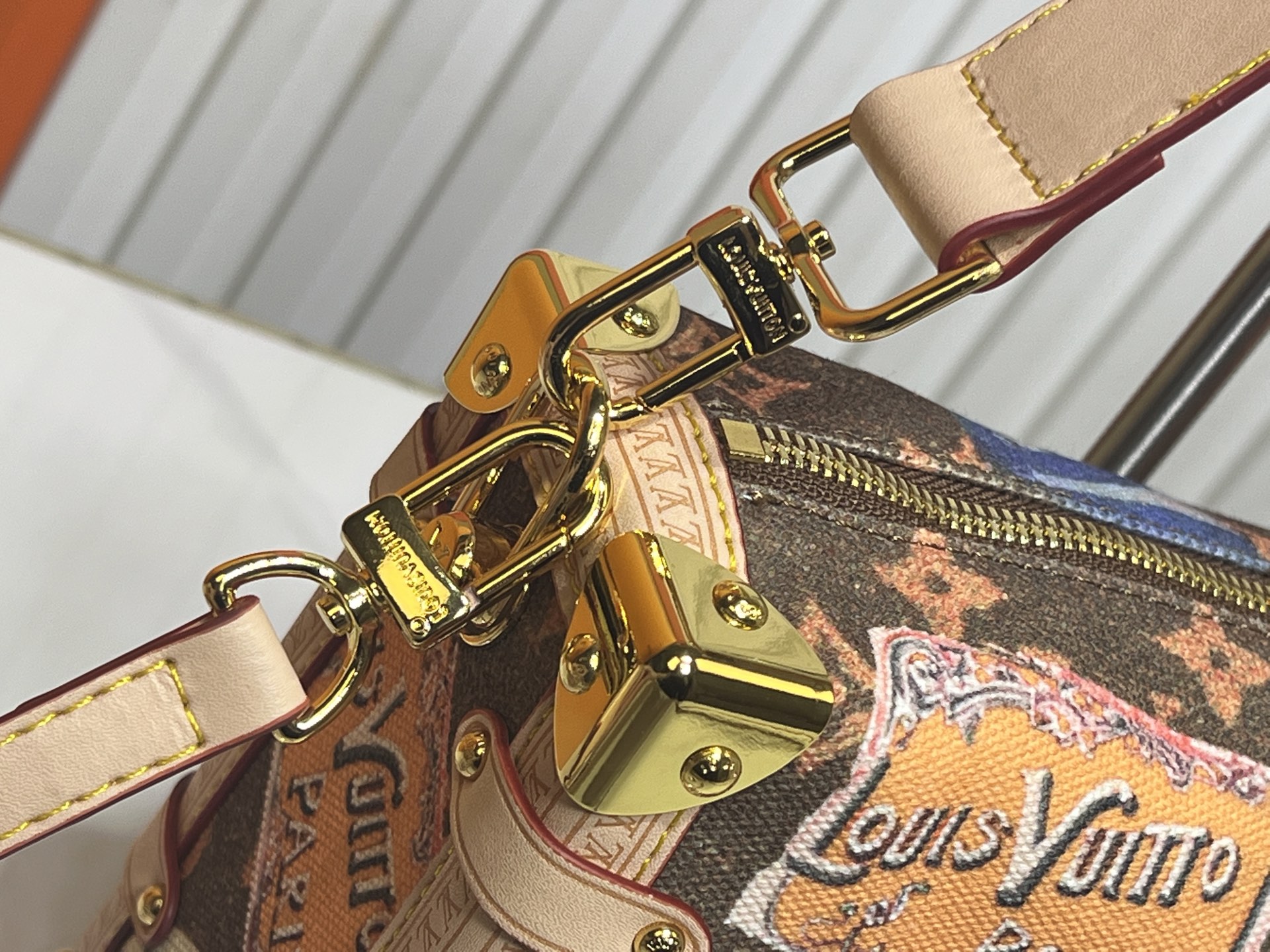 Designer Side Trunk MM Handbag - Brown - Gorchic - $136.99