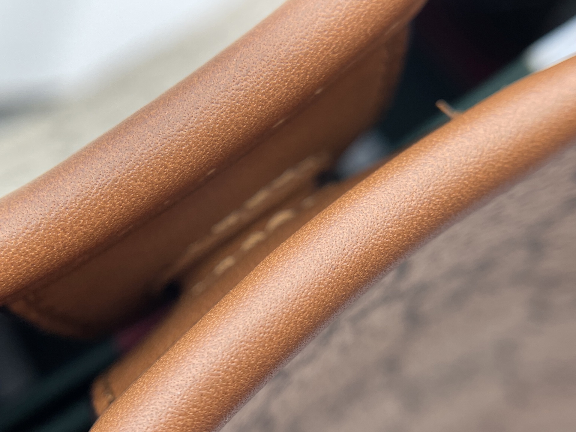 Double-G GG Emblem bucket bag - Medium - Gorchic - $124.99