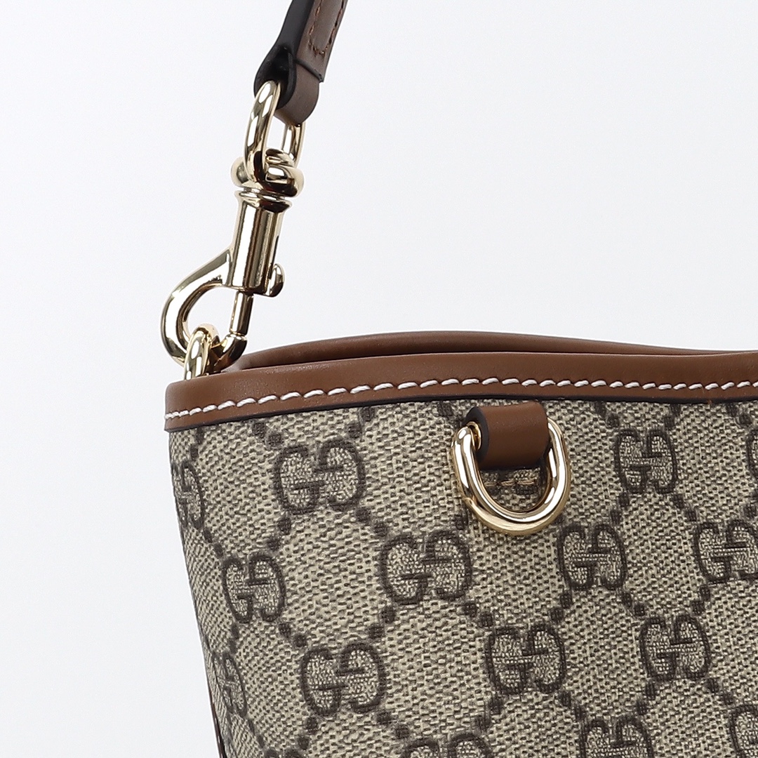 Double-G GG Emblem bucket bag - Medium - Gorchic - $124.99