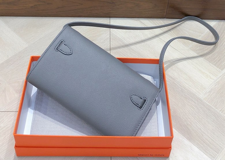 H-Inspired Kelly Wallet to Go Gold Hardware - Gorchic - $143.99