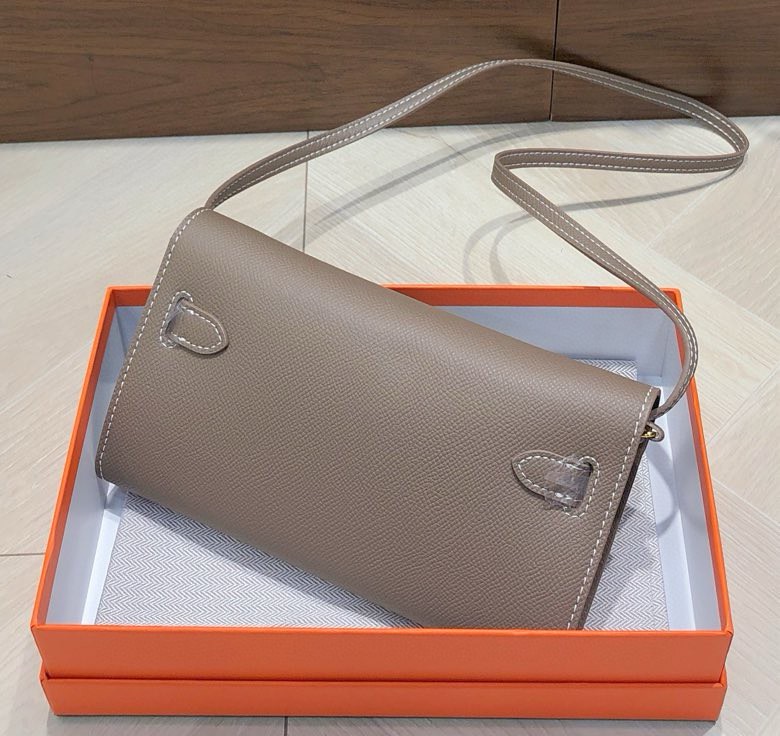 H-Inspired Kelly Wallet to Go Gold Hardware - Gorchic - $143.99