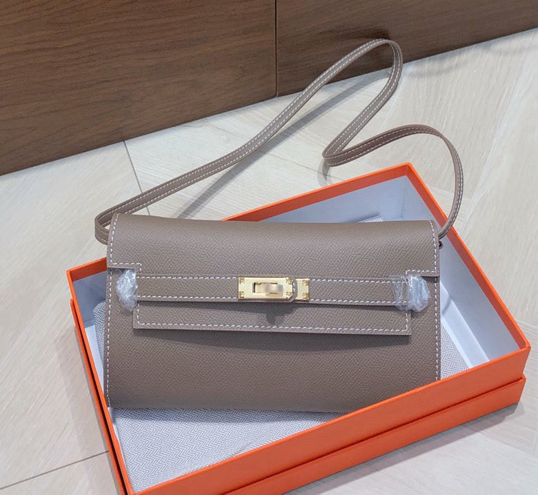 H-Inspired Kelly Wallet to Go Gold Hardware - Gorchic - $143.99