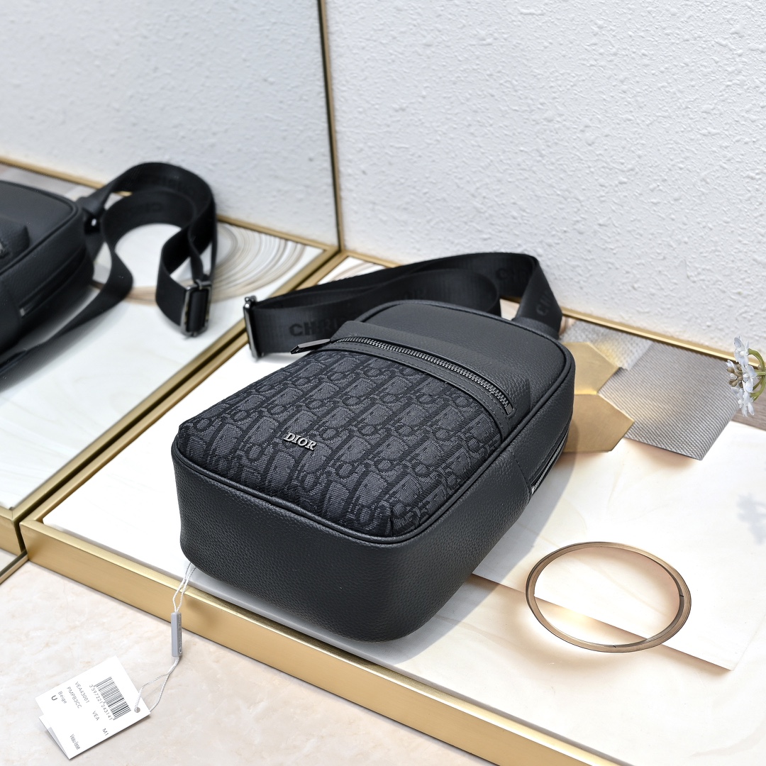 D-Inspired Rider 2.0 Sling Bag Black D-Inspired Oblique Jacquard - Gorchic - $139.99