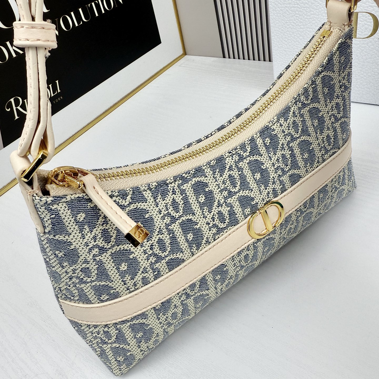 D-Inspired 30 Montaigne Cigale Mini Bag - Blue raffia effect - Gorchic - $148.99