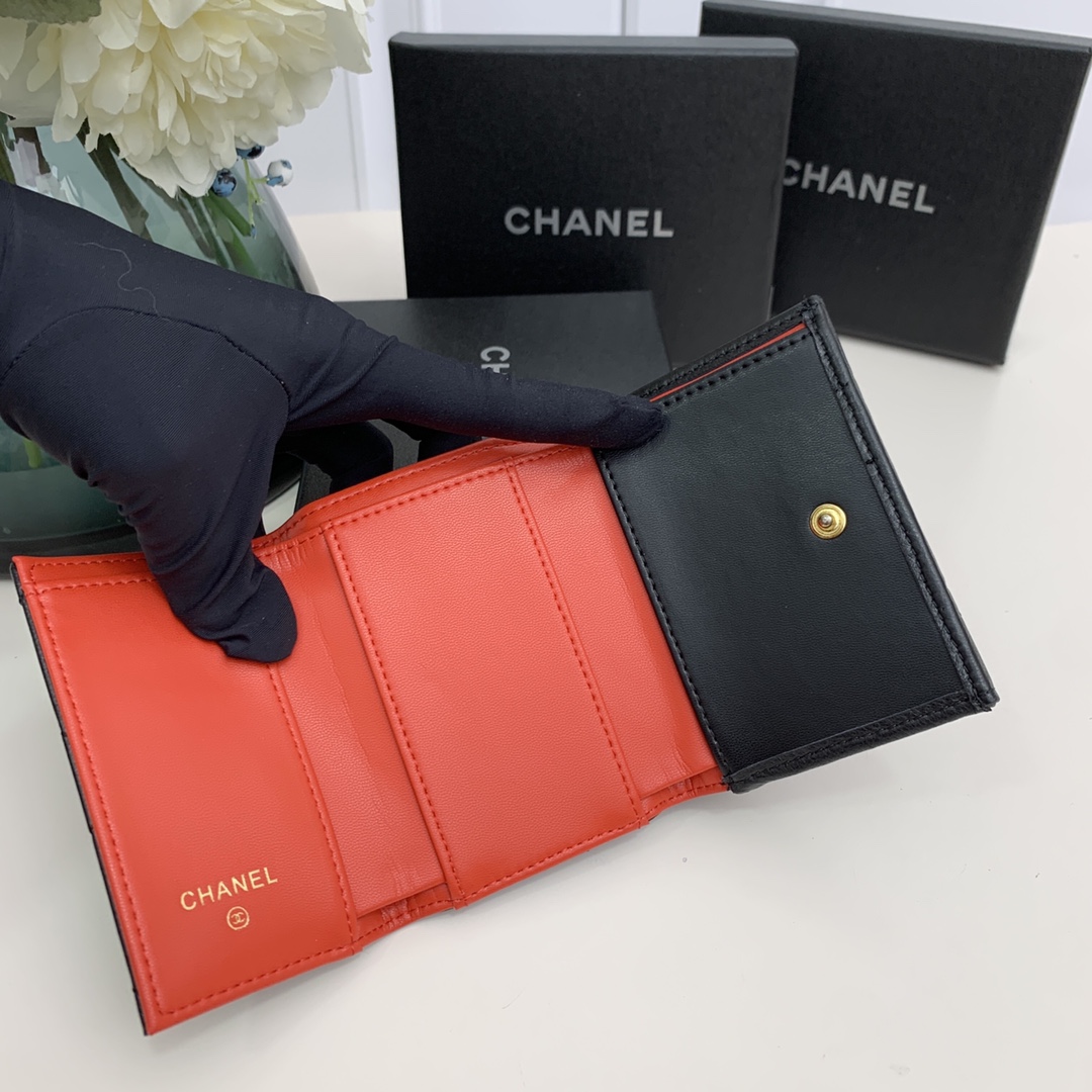 CC Inspired  19-Flap Card Holder - Black - Gorchic - $92.99