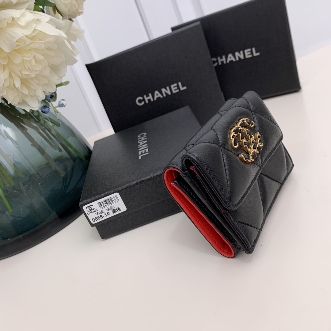 CC Inspired  19-Flap Card Holder - Black - Gorchic - $92.99