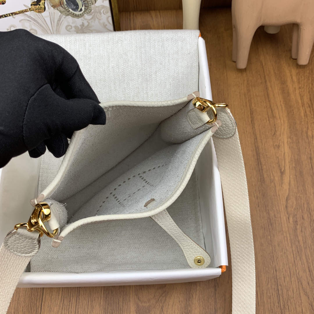 H-Inspired Evelyn Nata Taurillon Clemence with Palladium Hardware - Gorchic - $125.99