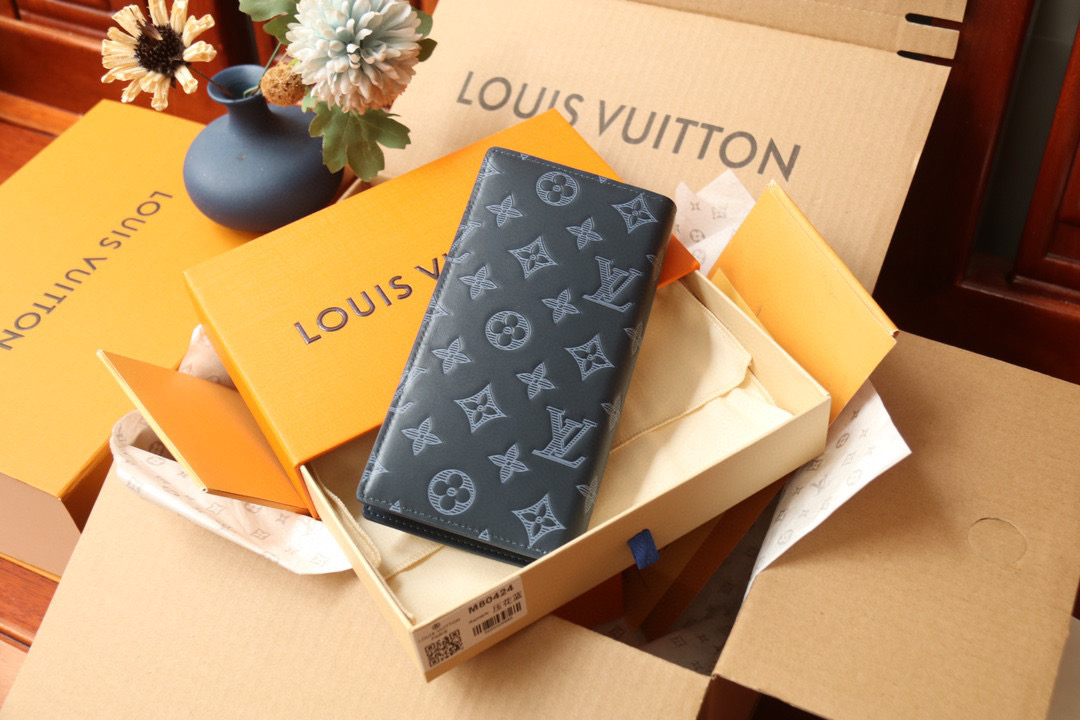 [TOP]Designer Monogram Wallet in Navy - Gorchic - $136.99