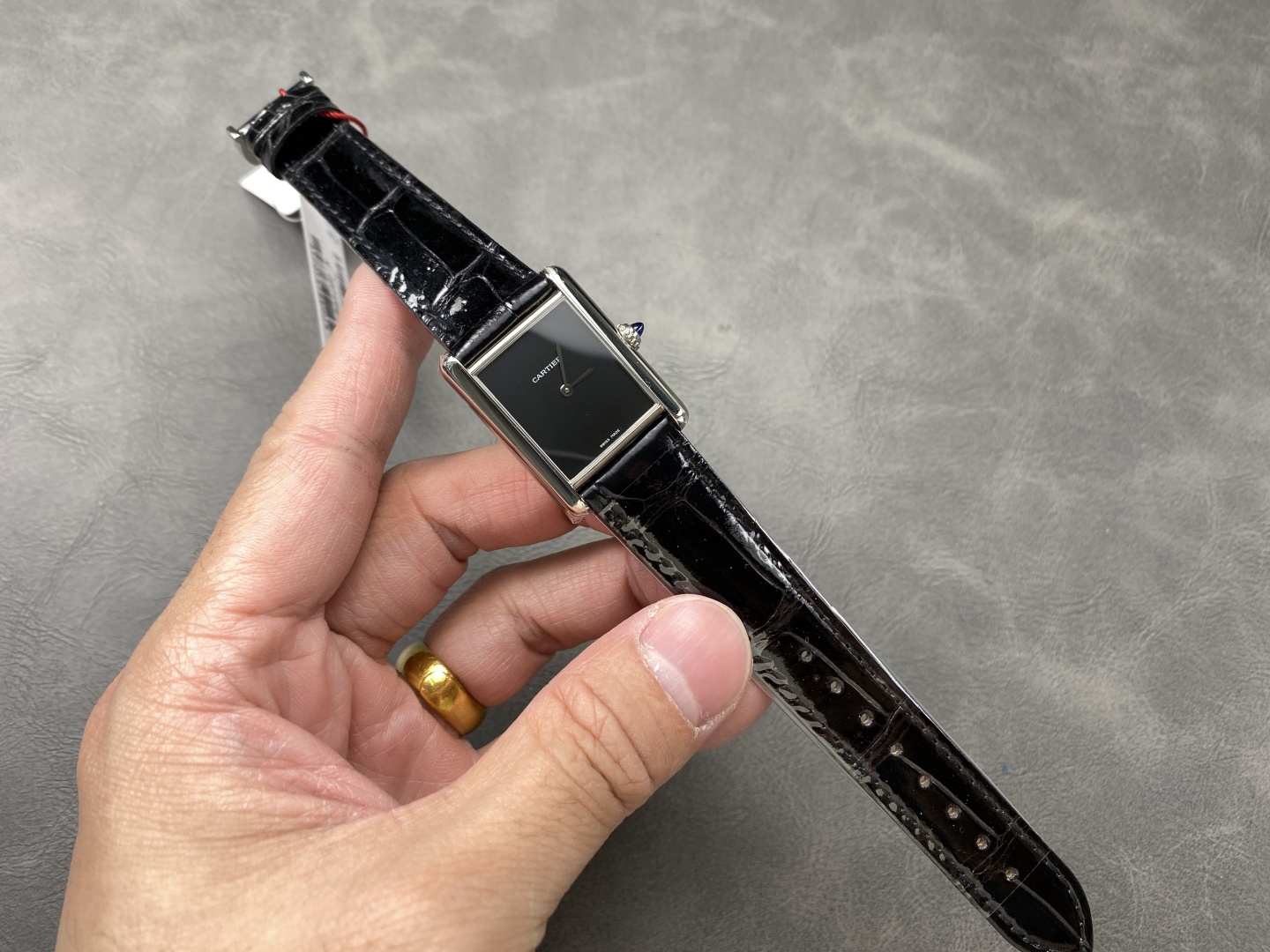 Cartyer Tank Must De Cartyer watch, White Gold, Large Model - Gorchic - $99.99