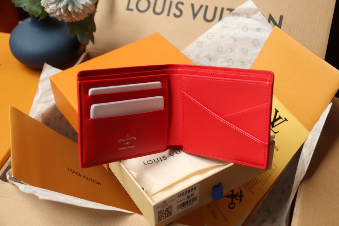 [TOP]Designer Red Taurillon Leather Slender Wallet - Gorchic - $131.99