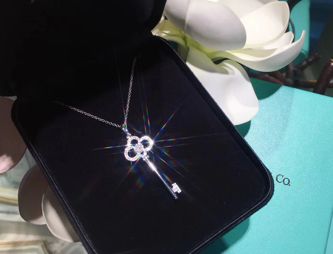 T.F. Keys Mini Crown Key Pendant Necklace - Gorchic - $44.99