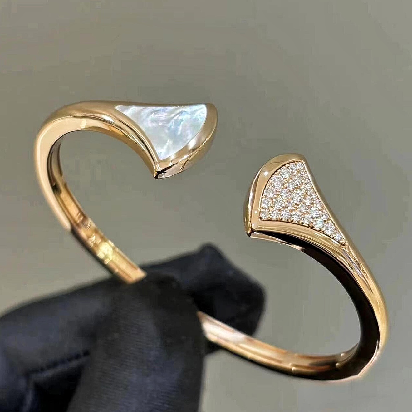 BV Divas Dream Bracelet - Gorchic - $48.99