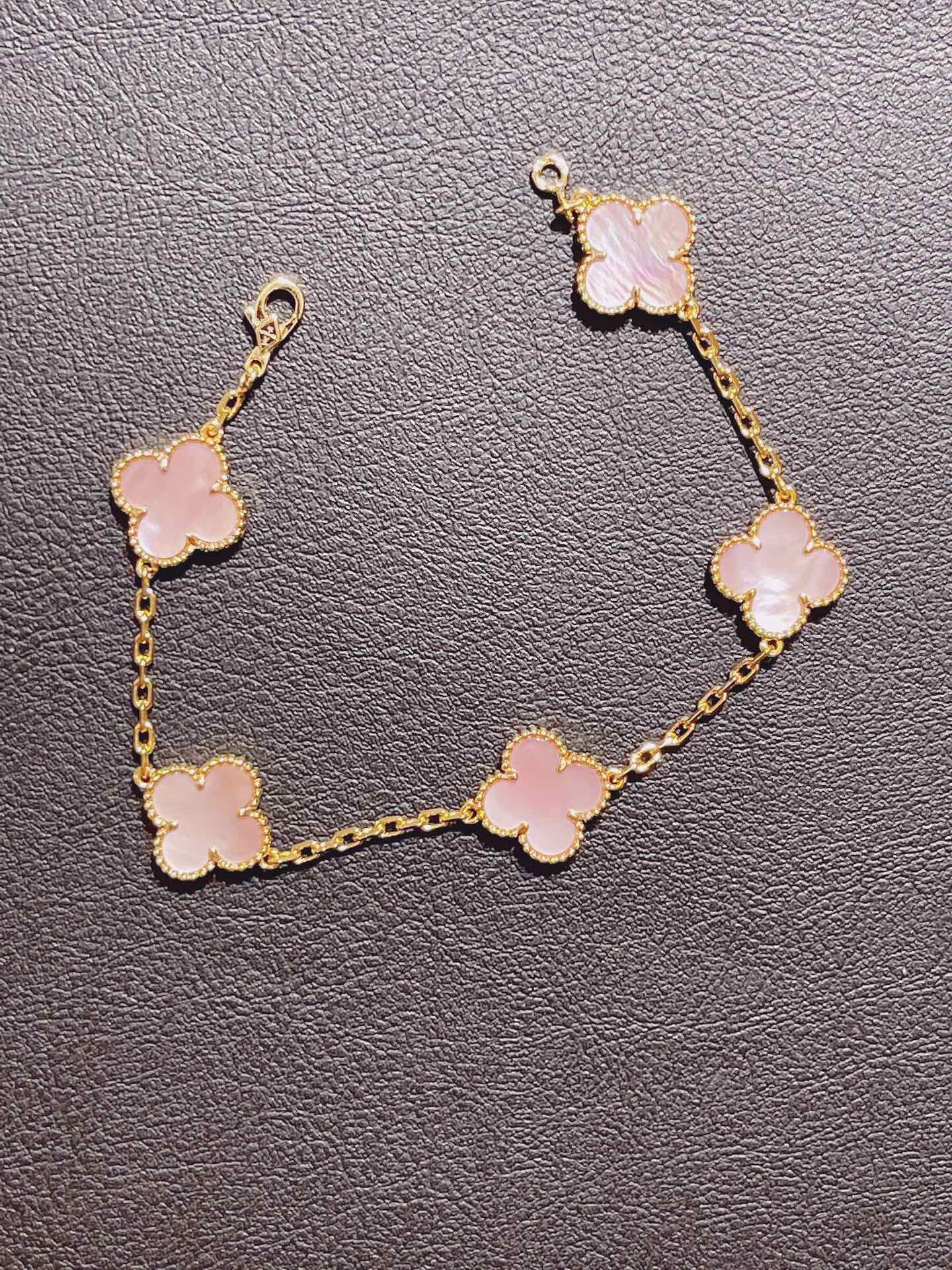 VAC Vintage Alhambra Bracelet, 5 motifs - Gorchic - $48.99