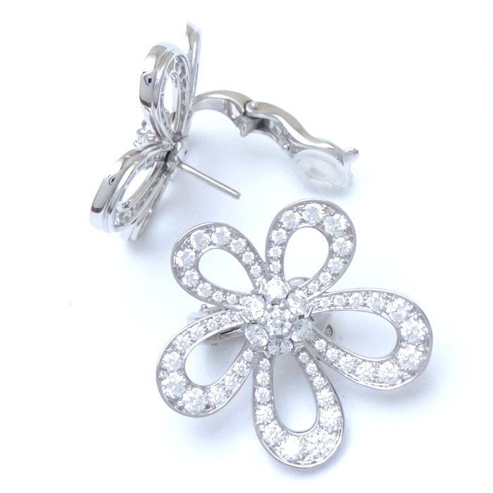 VAC Flowerlace earrings, White gold, diamonds - Gorchic - $44.99