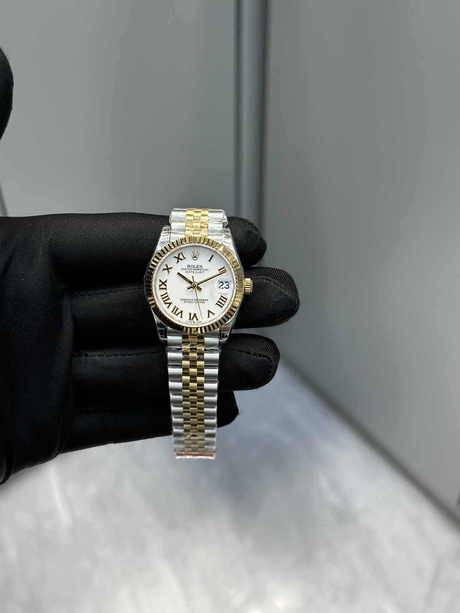 Rolex Datejust Rolex watch, Oystersteel, Yellow Gold, Classic Size - Gorchic - $246.99