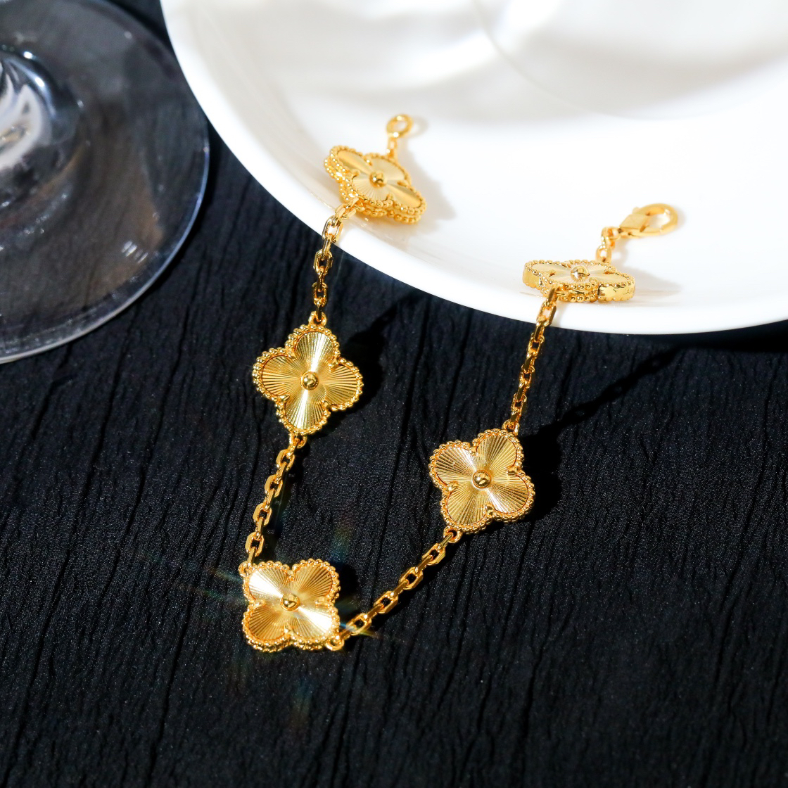 VAC Yellow Gold Sets - Gorchic - $132.99