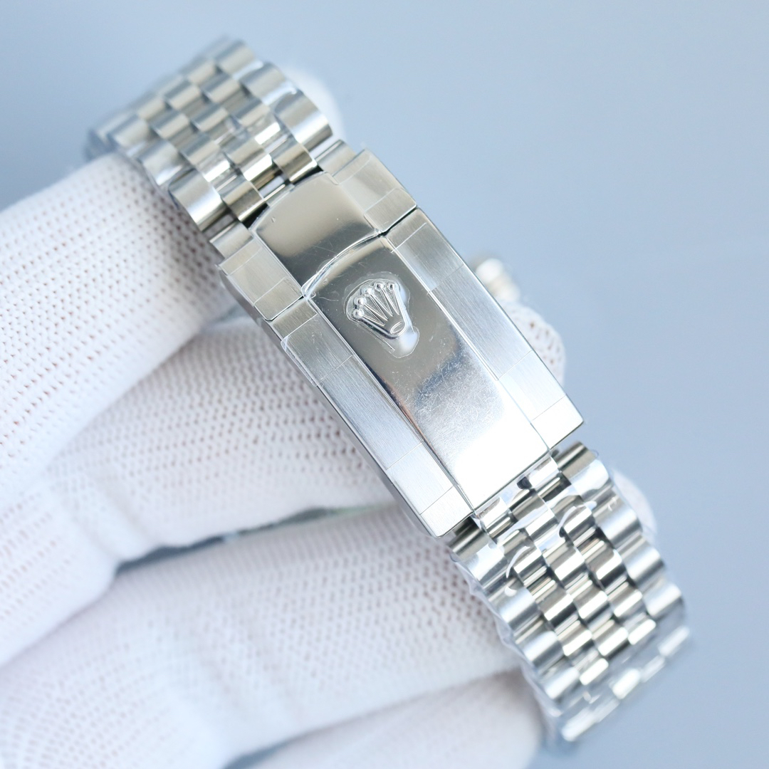 Rolex Datejust Rolex watch, Oystersteel, White Gold, Classic Size - Gorchic - $99.99