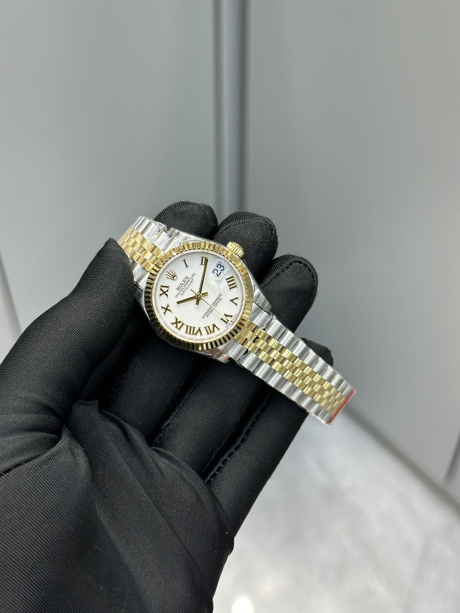 Rolex Datejust Rolex watch, Oystersteel, Yellow Gold, Classic Size - Gorchic - $246.99