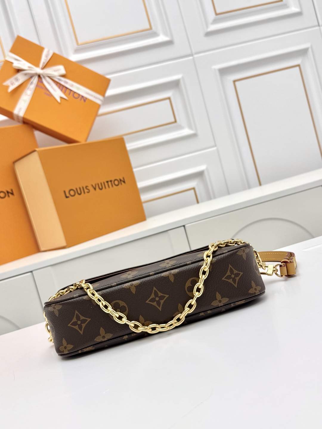 [TOP]Designer Wallet on Chain Ivy - Brown - Gorchic - $195.99
