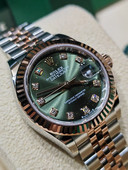 Rolex Datejust Rolex watch, Oystersteel, Rose Gold, Classic Size - Gorchic - $109.99