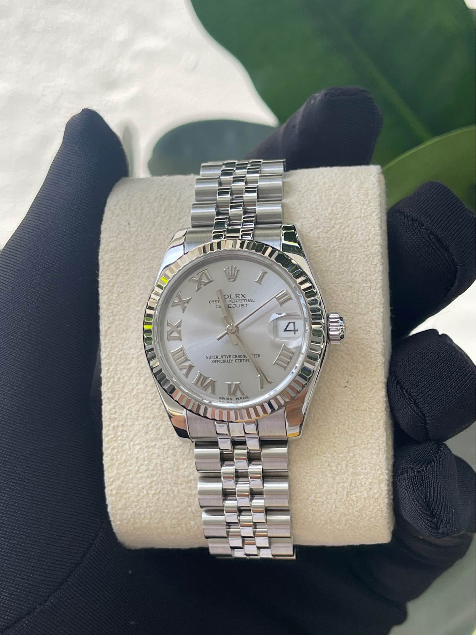 Rolex Datejust Rolex watch, Oystersteel, White Gold, Classic Size - Gorchic - $99.99
