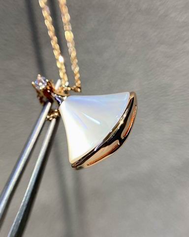 BV DIVAS'DREAM Necklace - Gorchic - $44.99