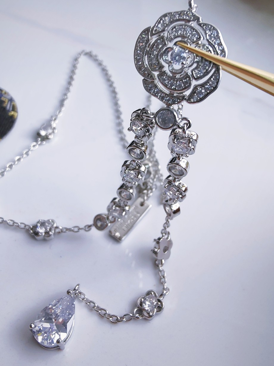 CC Inspired  Bouton de Camélia necklace - Gorchic - $94.99